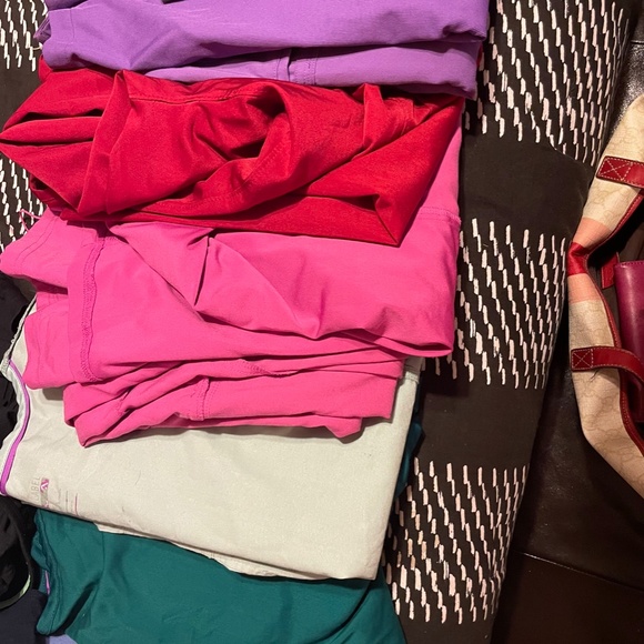 Healing Hands scrubs sets, pants and tops - Picture 4 of 4